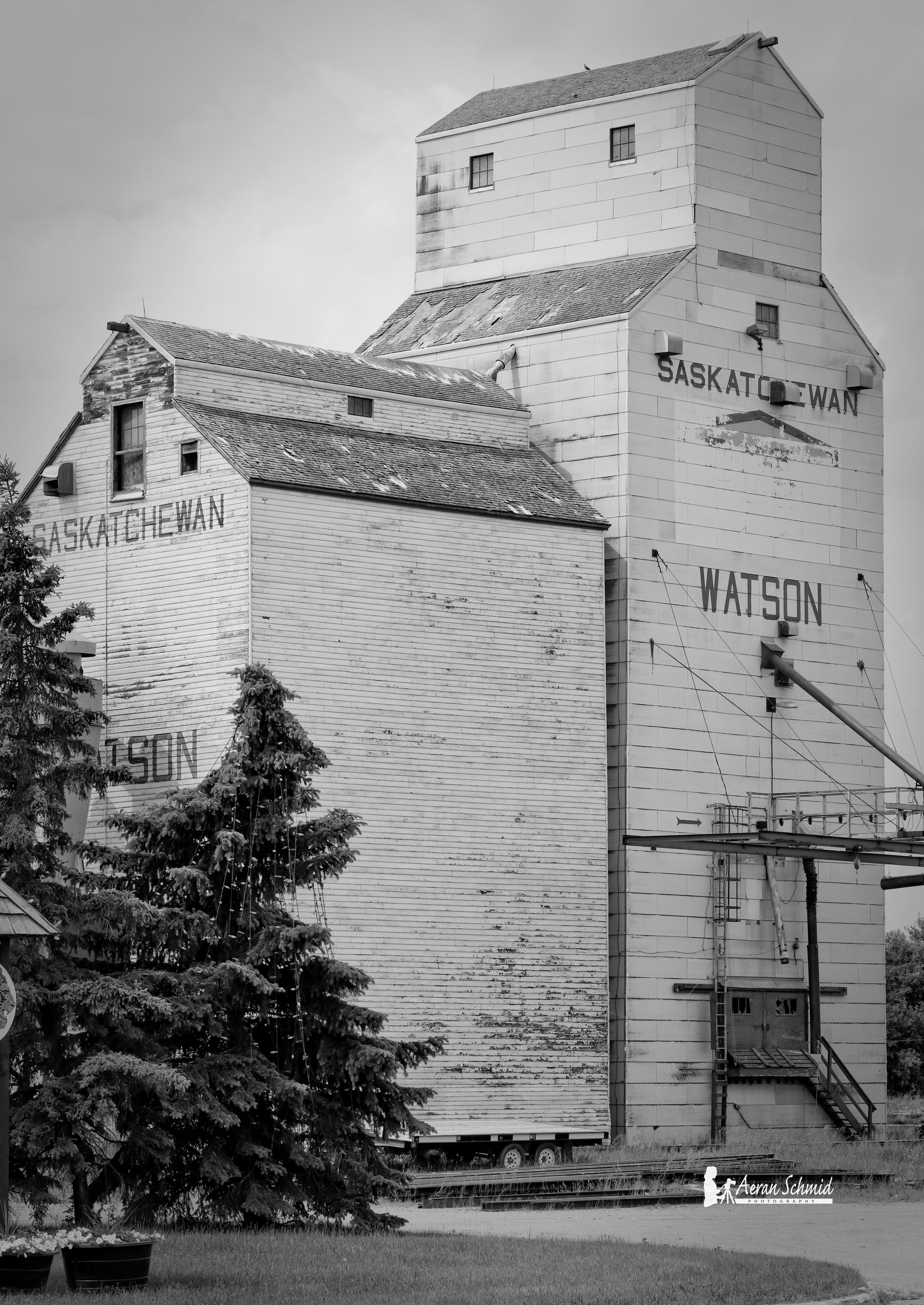 Watson Elevator Canvas - Rusted Decor 