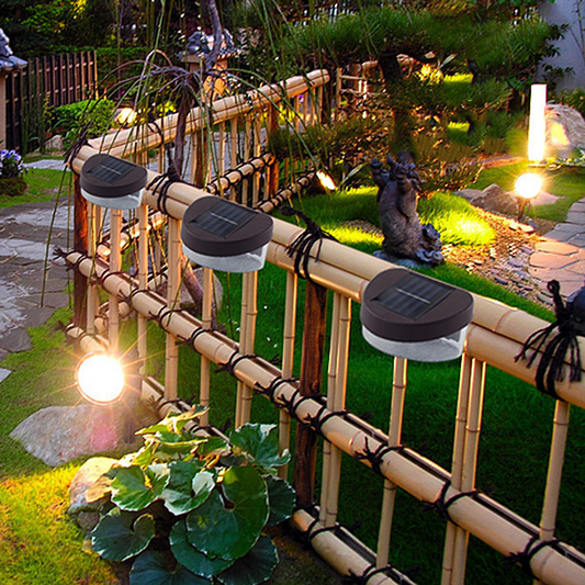 Outdoor Garden 2PCS LED Solar Fence Lights - Rusted Decor 